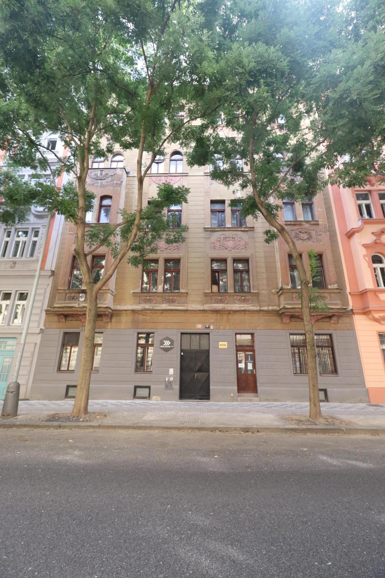 Hostel Comfort Praga Exterior foto